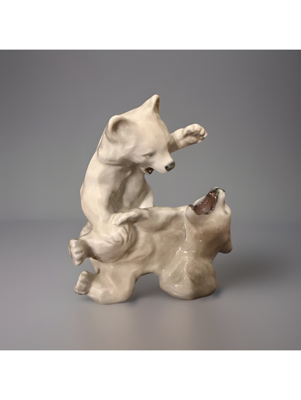 Vintage Royal Copenhagen (2) Polar Bear Cubs Playing #1107 5.25"x4.75"x5" Exc